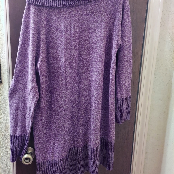 Isaac Mizrahi tunic sweater - Picture 3 of 5